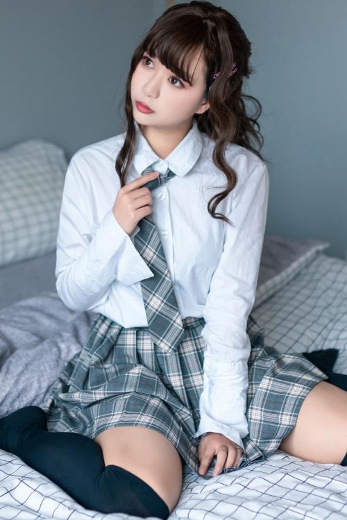冬日民居制服